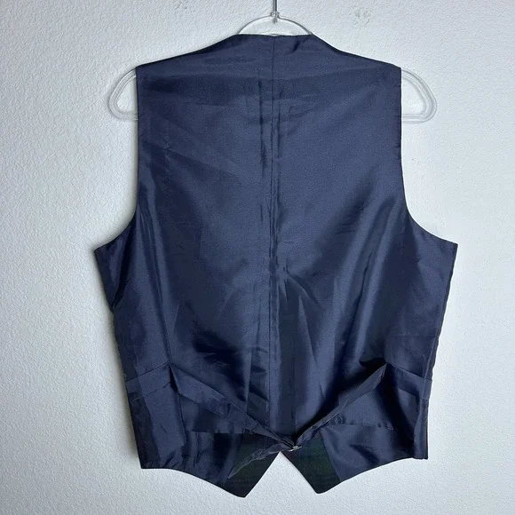 James Pringle Weavers Red Green Tartan Wool Vest Size Medium Made In Scotland - Picture 3 of 7